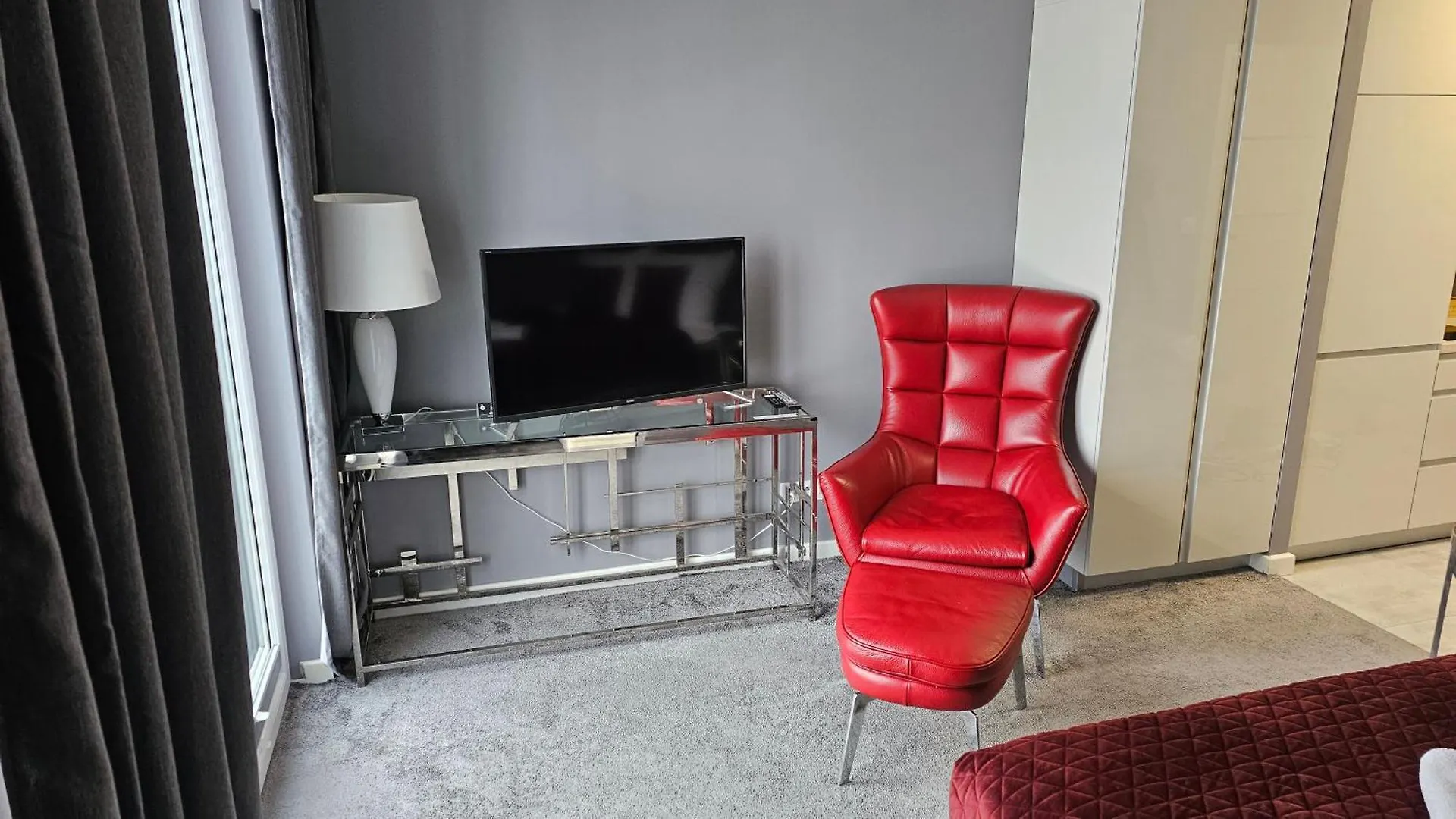 Apartamenty Wola Tower Na Prymasa - Z Widokiem Na City Warszawa