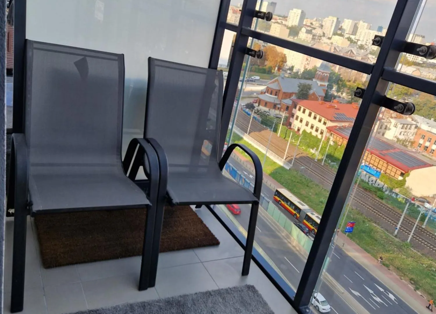 Apartamenty Wola Tower Na Prymasa - Z Widokiem Na City Warszawa Polska
